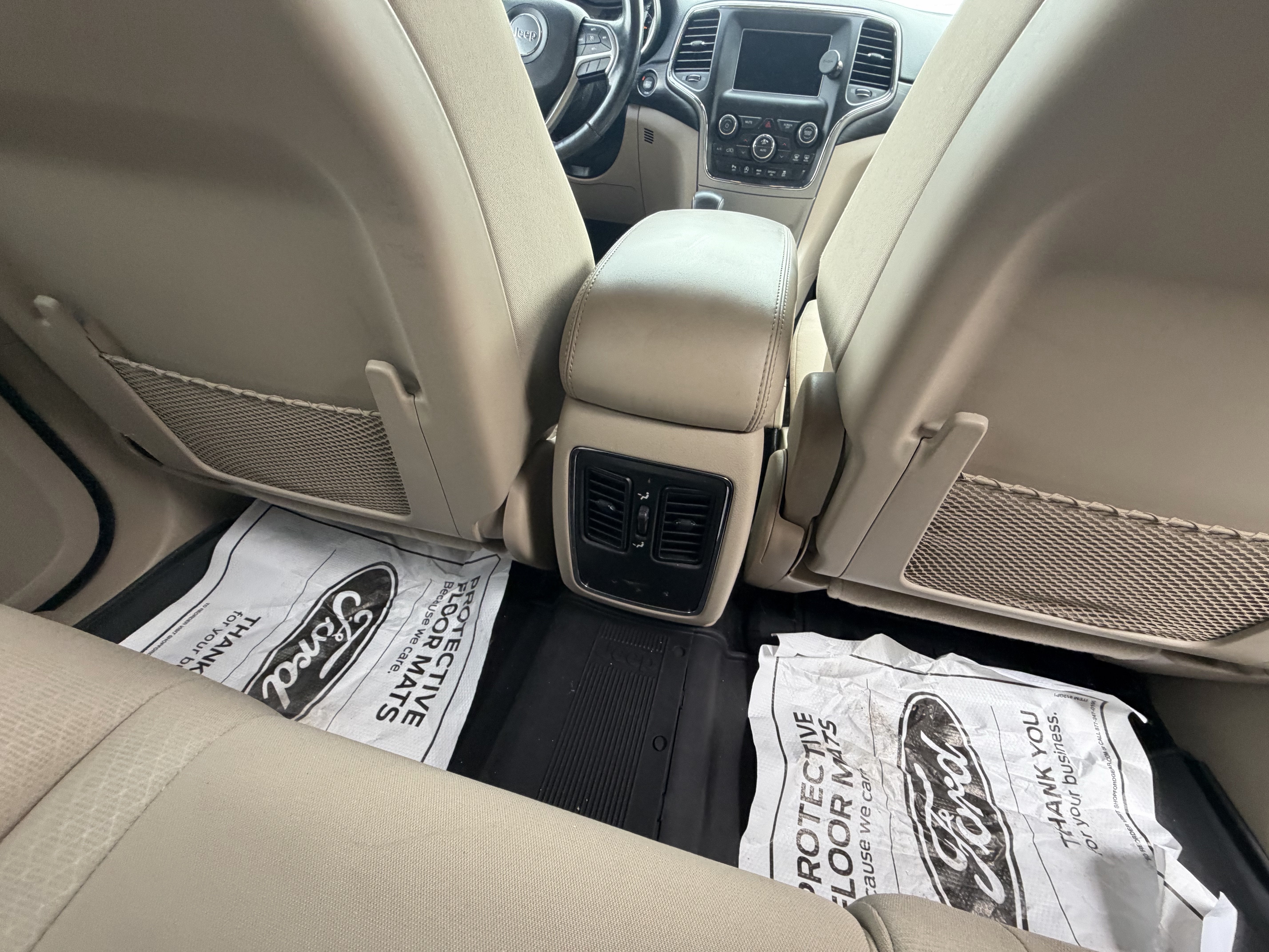 2019 Jeep Grand Cherokee Laredo E