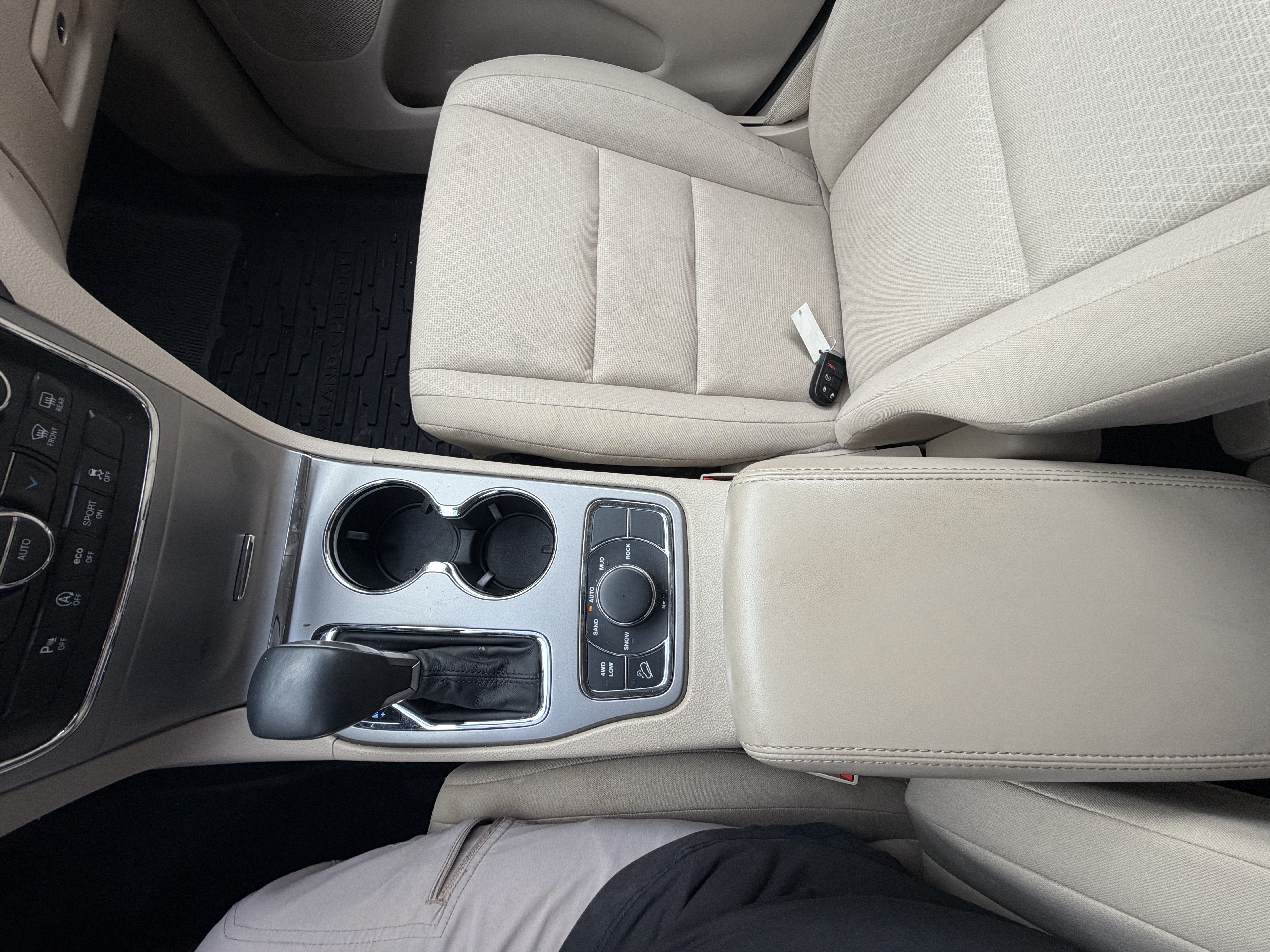 2019 Jeep Grand Cherokee Laredo E