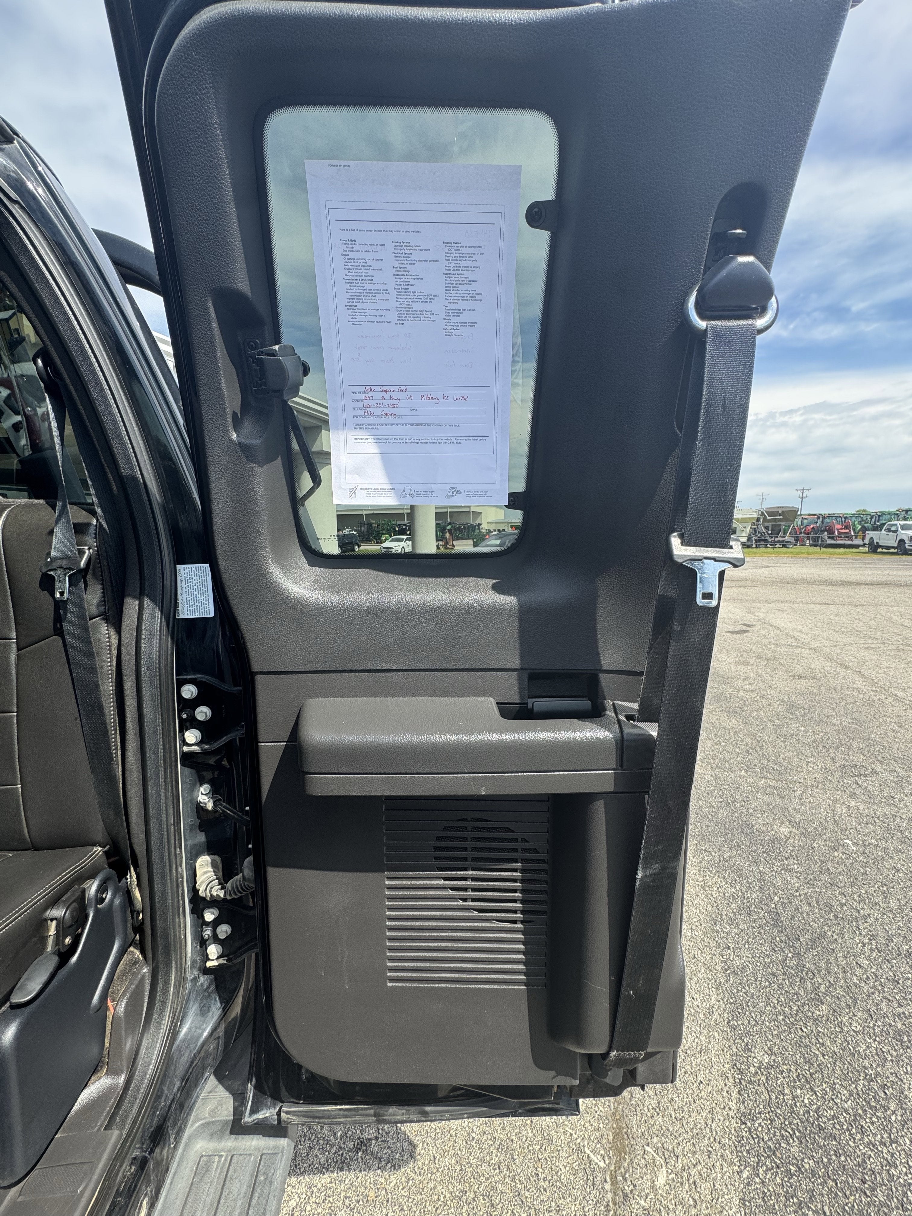 2010 Ford Super Duty F-550 DRW Lariat