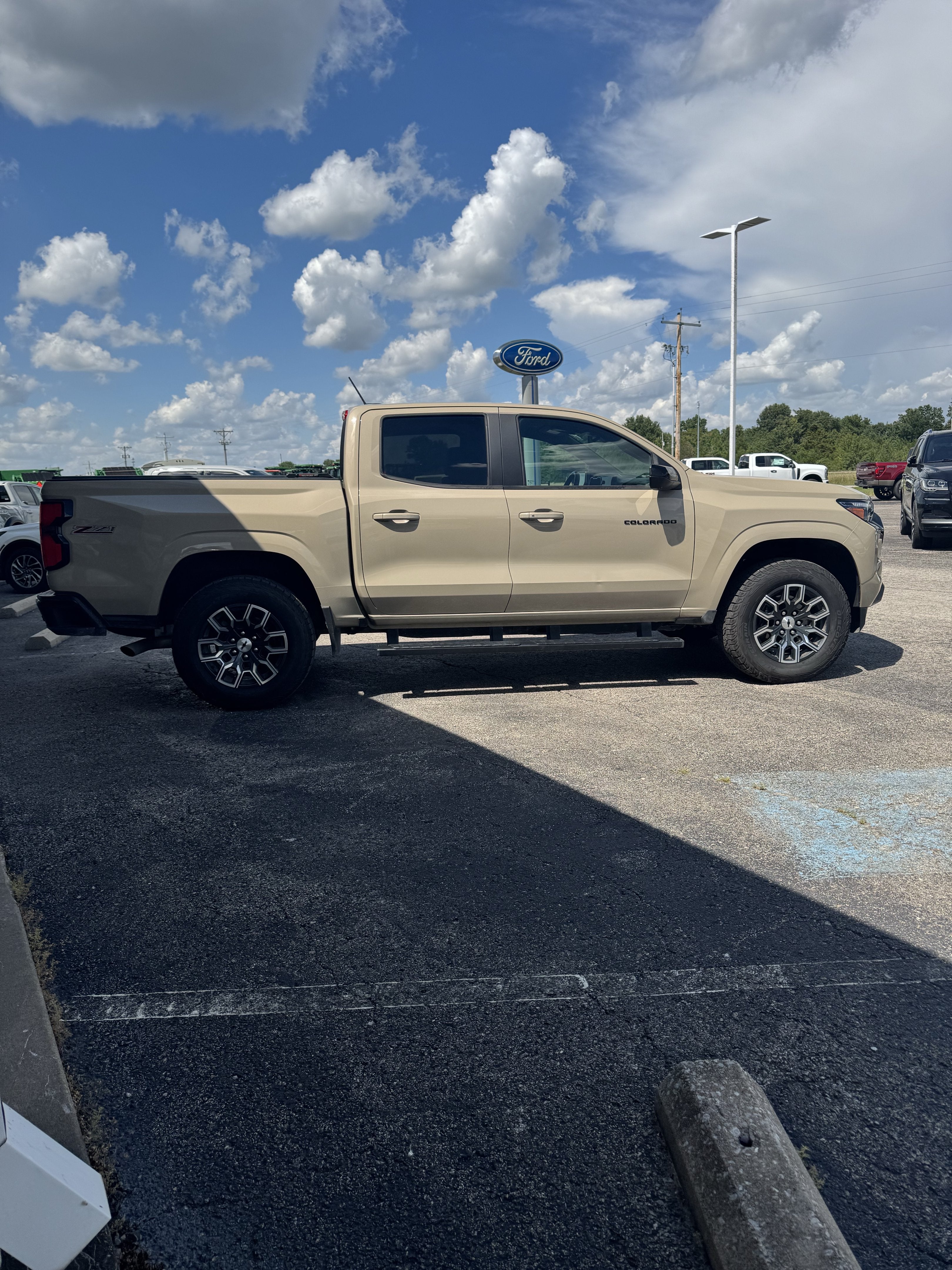 2023 Chevrolet Colorado 4WD Z71