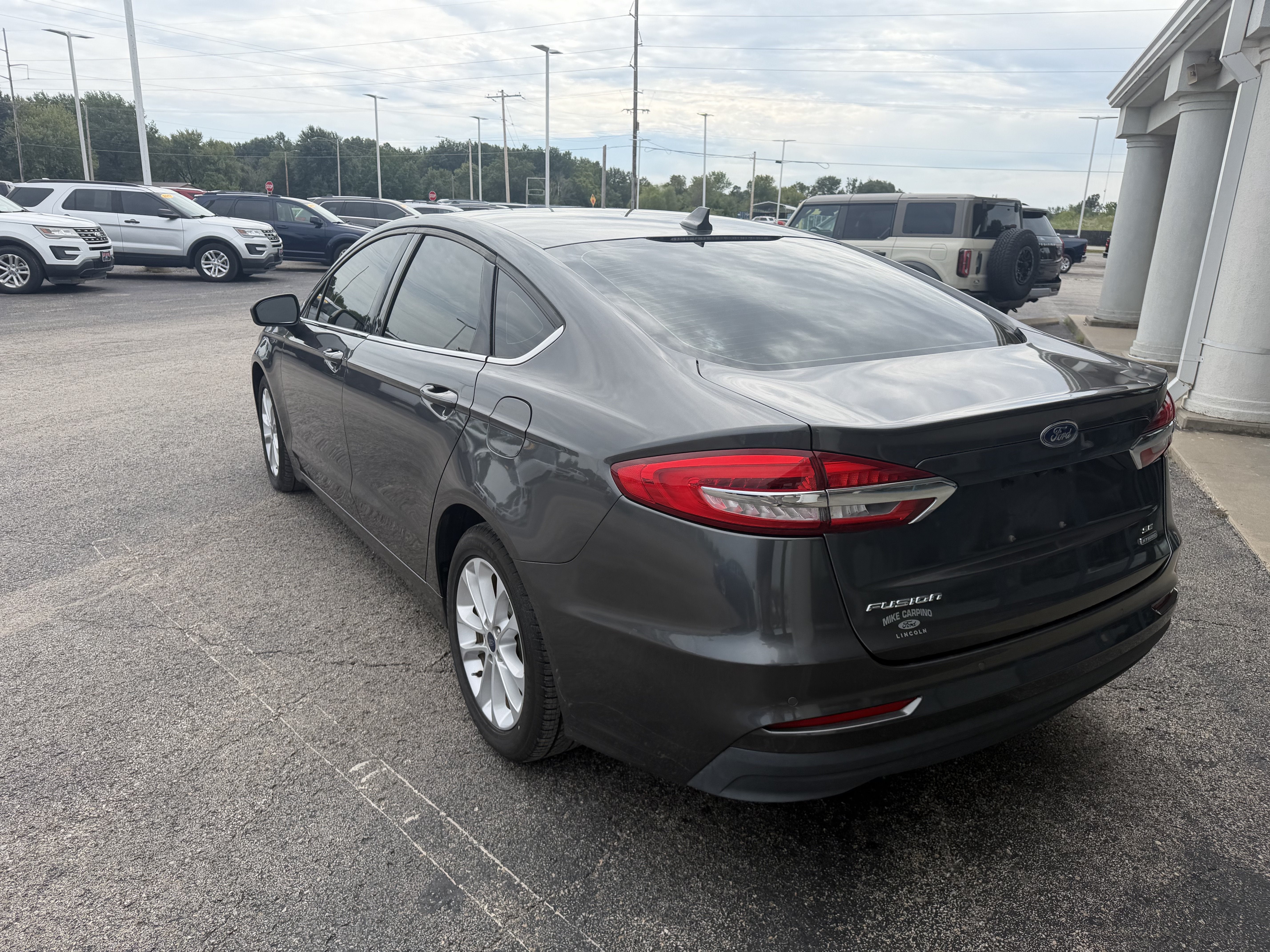 2020 Ford Fusion Hybrid SE