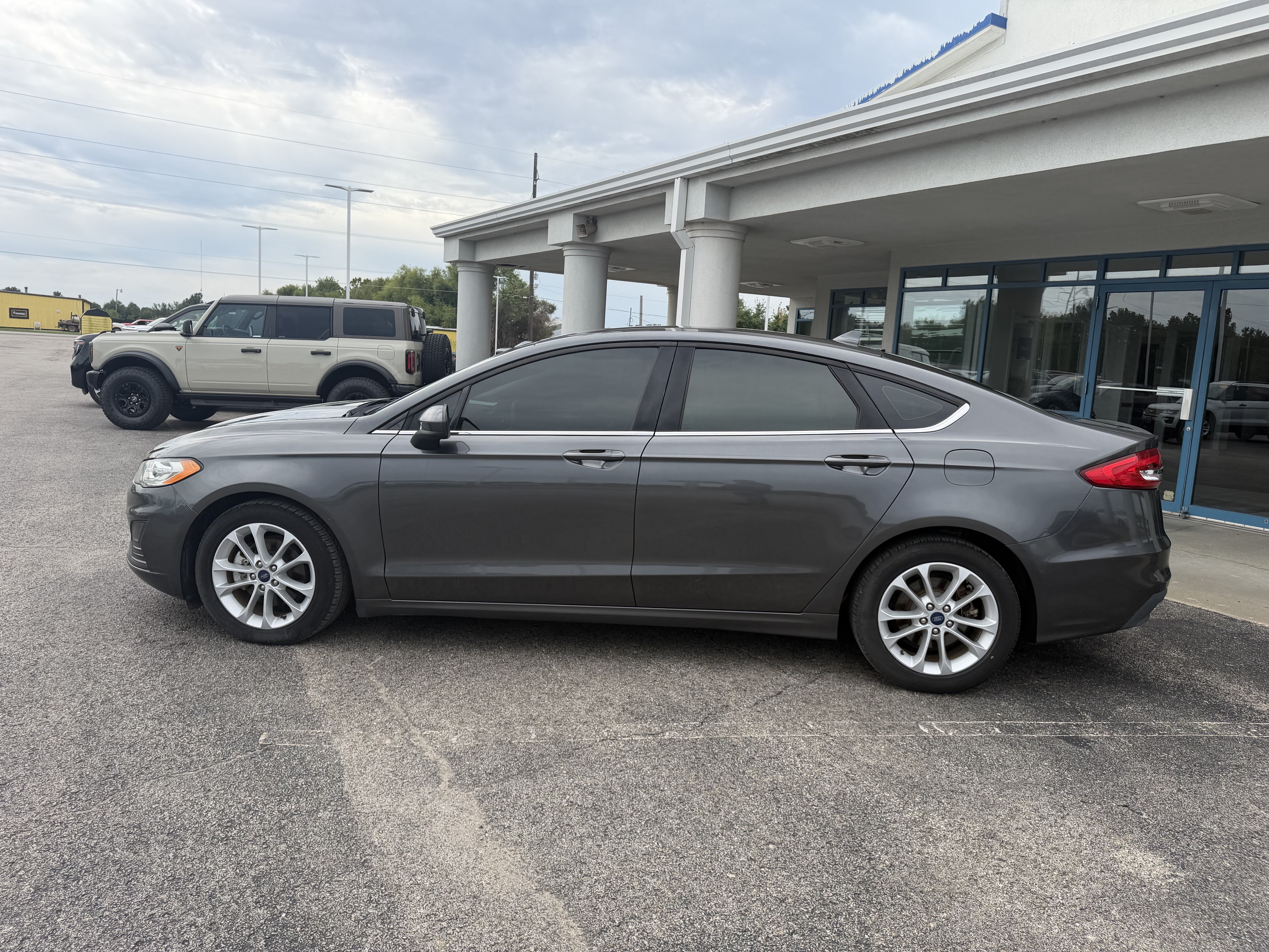 2020 Ford Fusion Hybrid SE