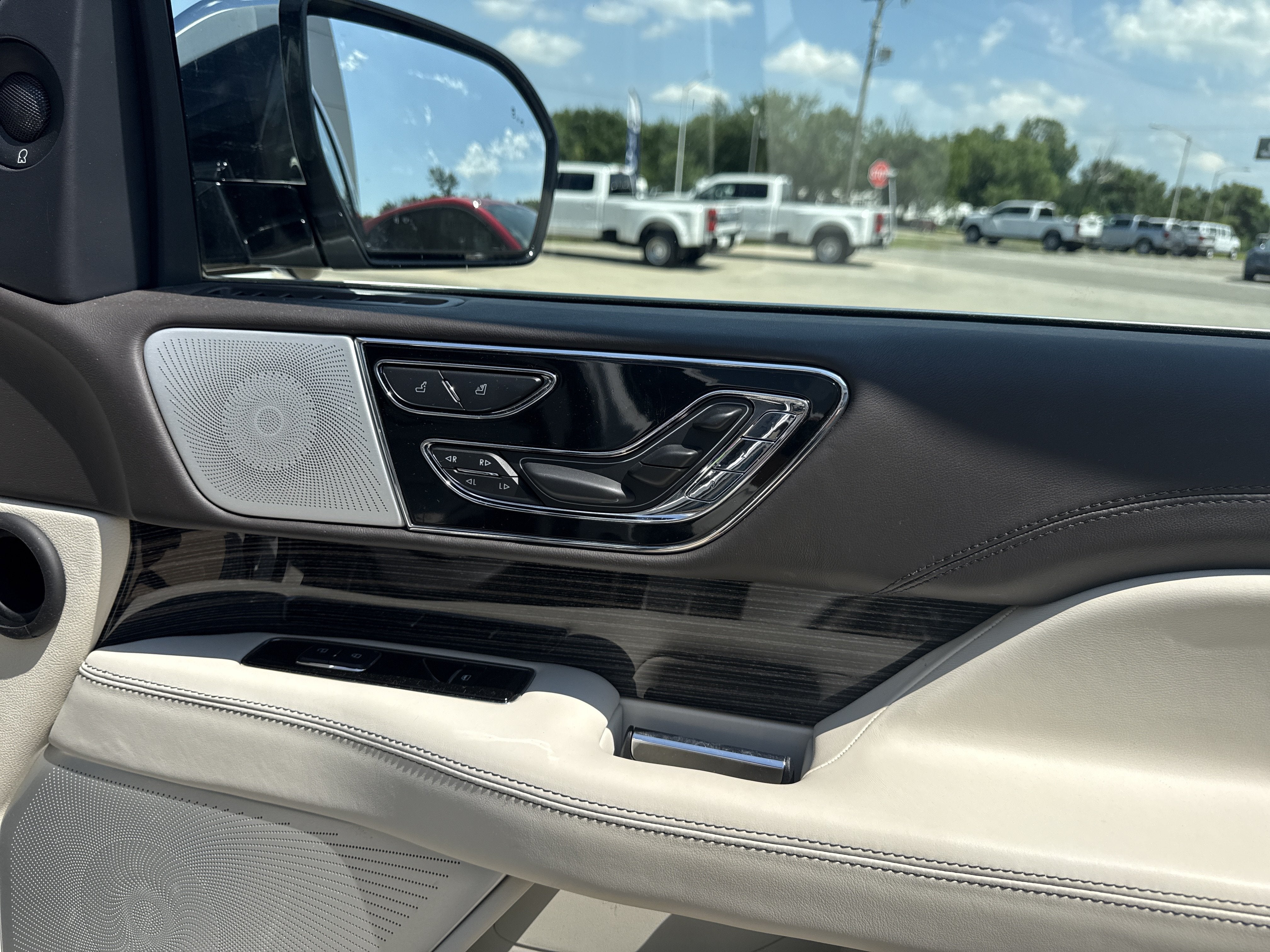 2024 Lincoln Navigator Black Label