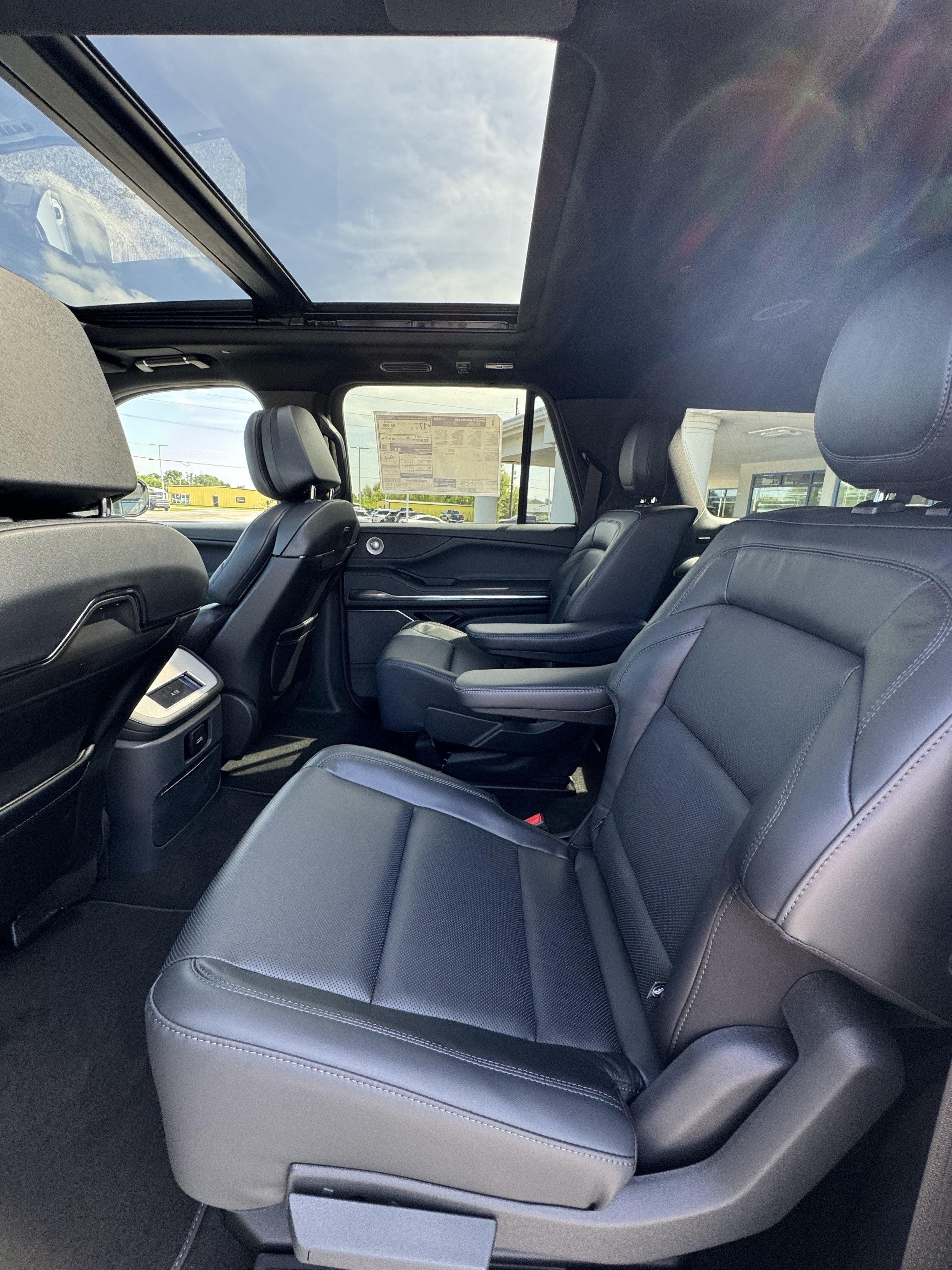 2026 Lincoln Navigator L Reserve
