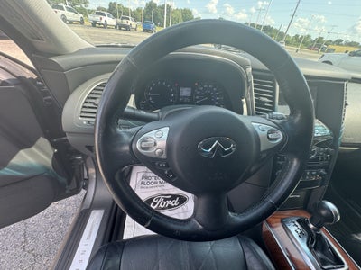 2015 INFINITI QX70 AWD 4dr