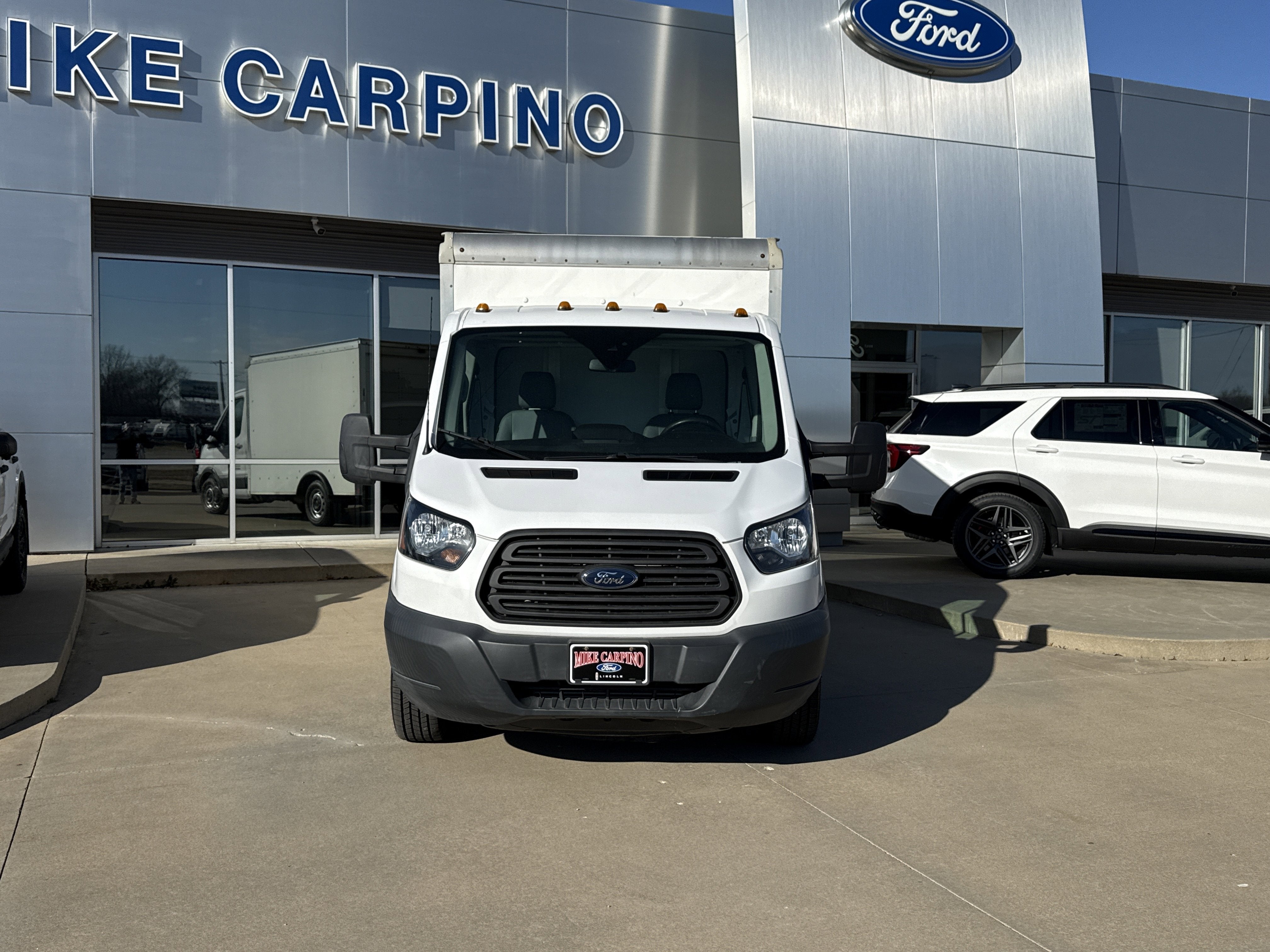 2018 Ford Transit Cutaway Box