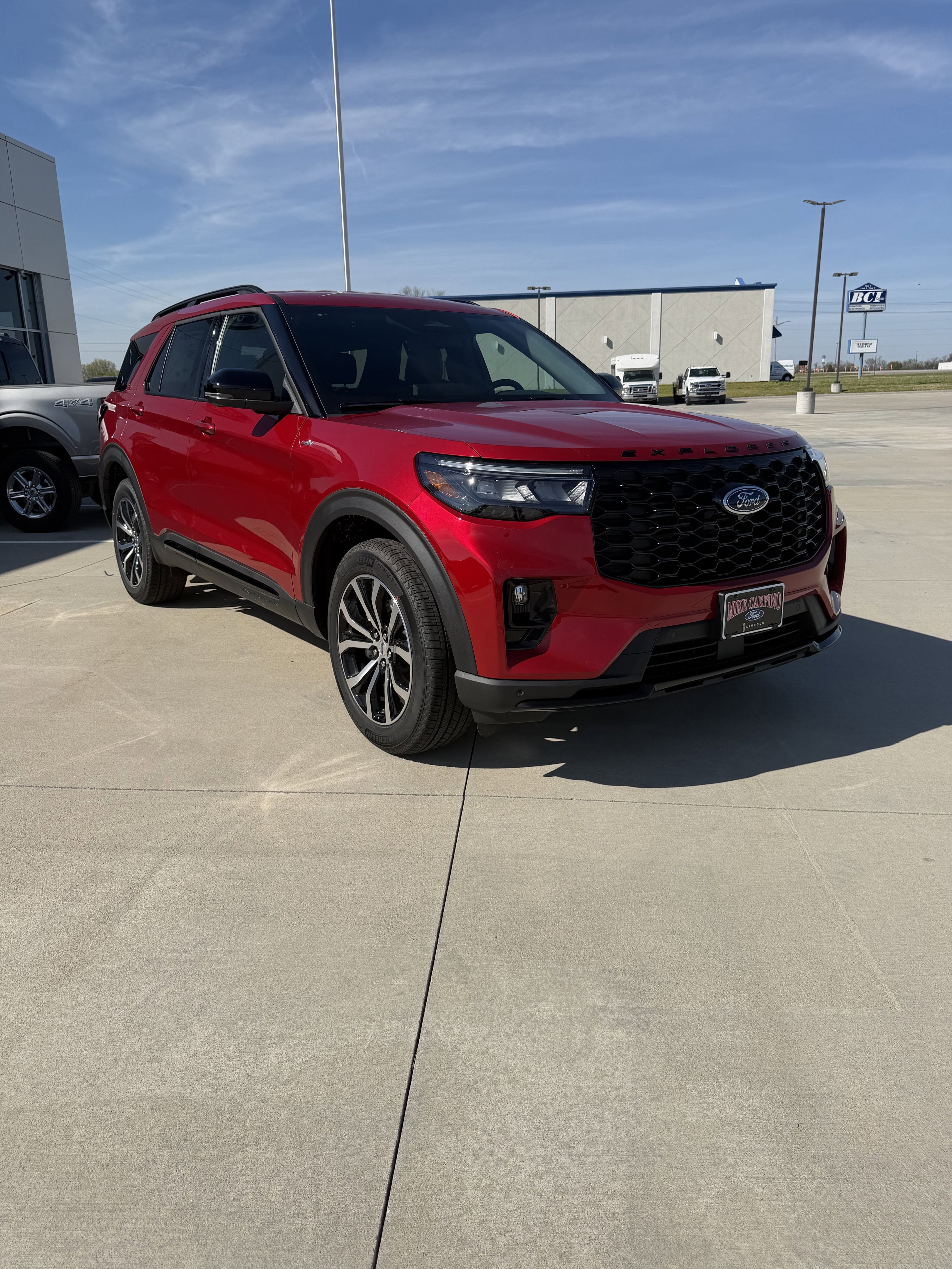 2026 Ford Explorer ST-Line