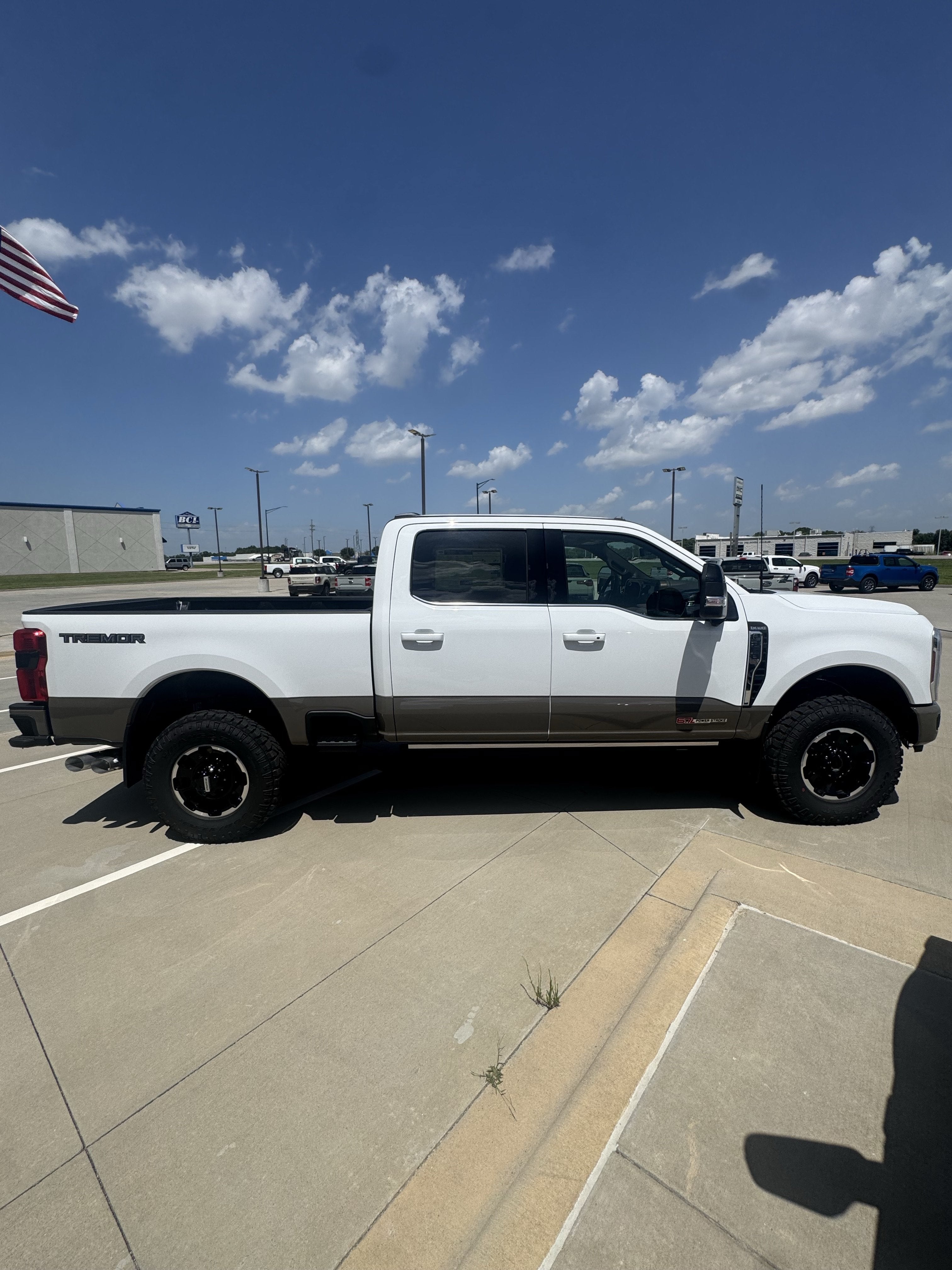 2026 Ford Super Duty F-350 SRW F-350® King Ranch®