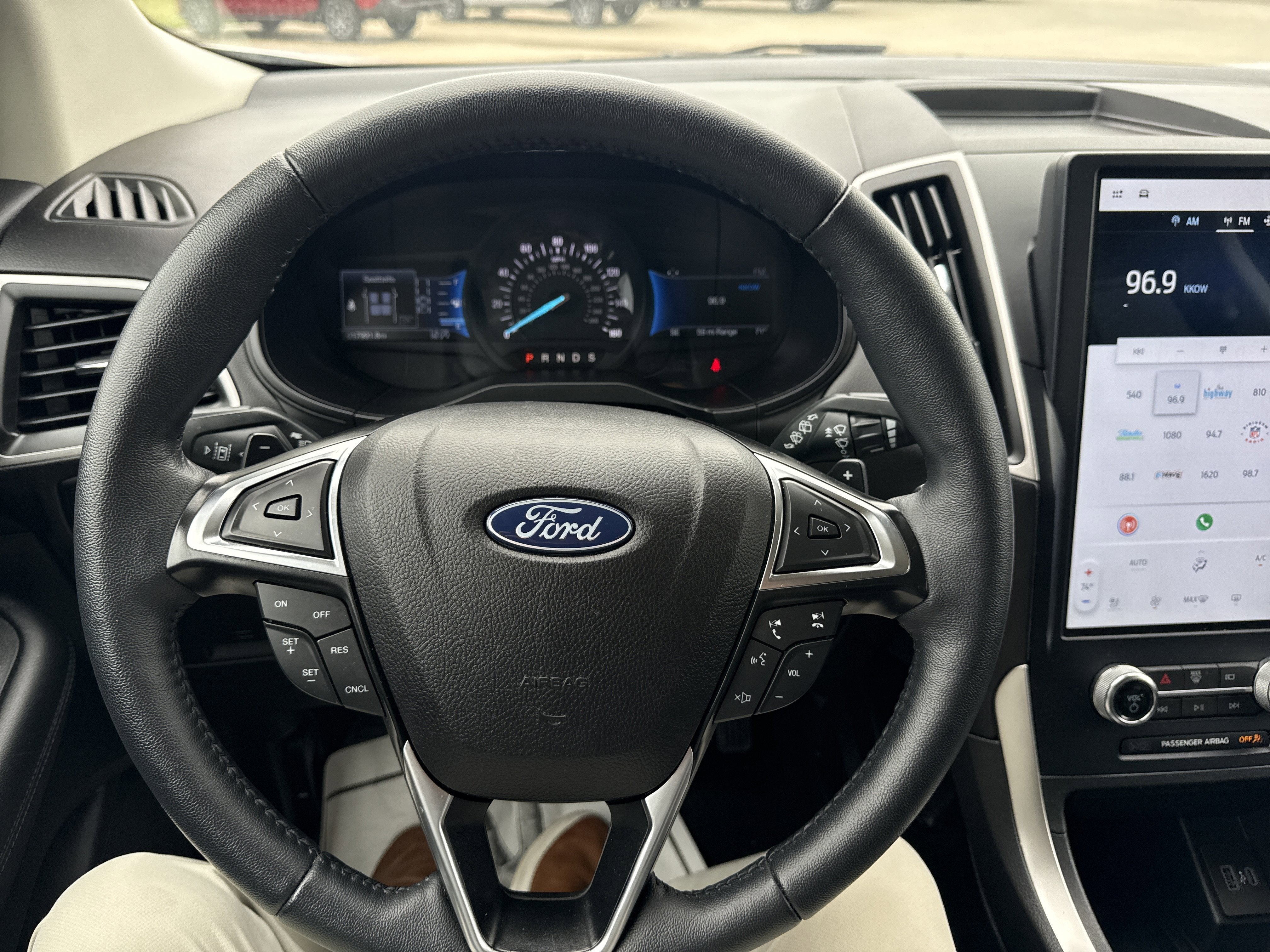 2023 Ford Edge SEL