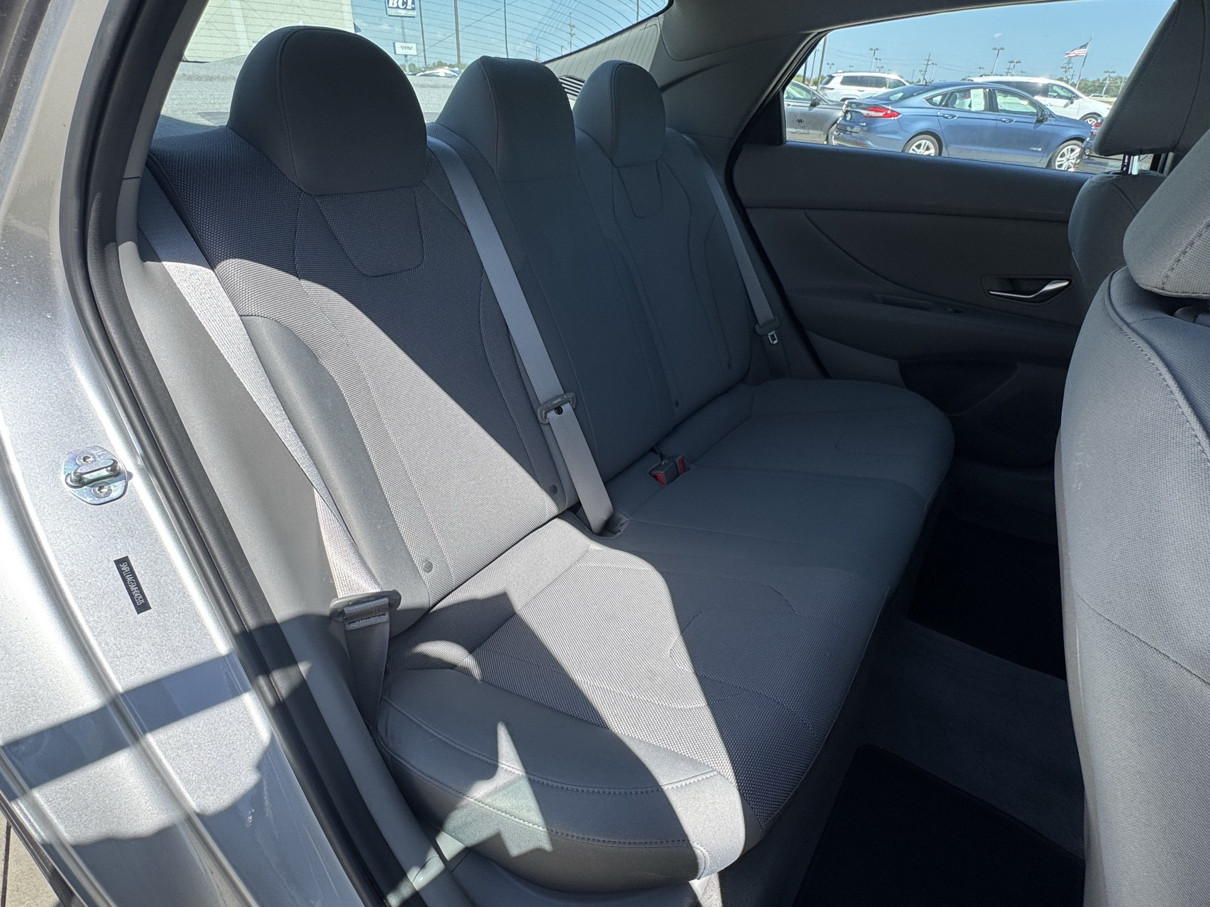 2021 Hyundai Elantra SE