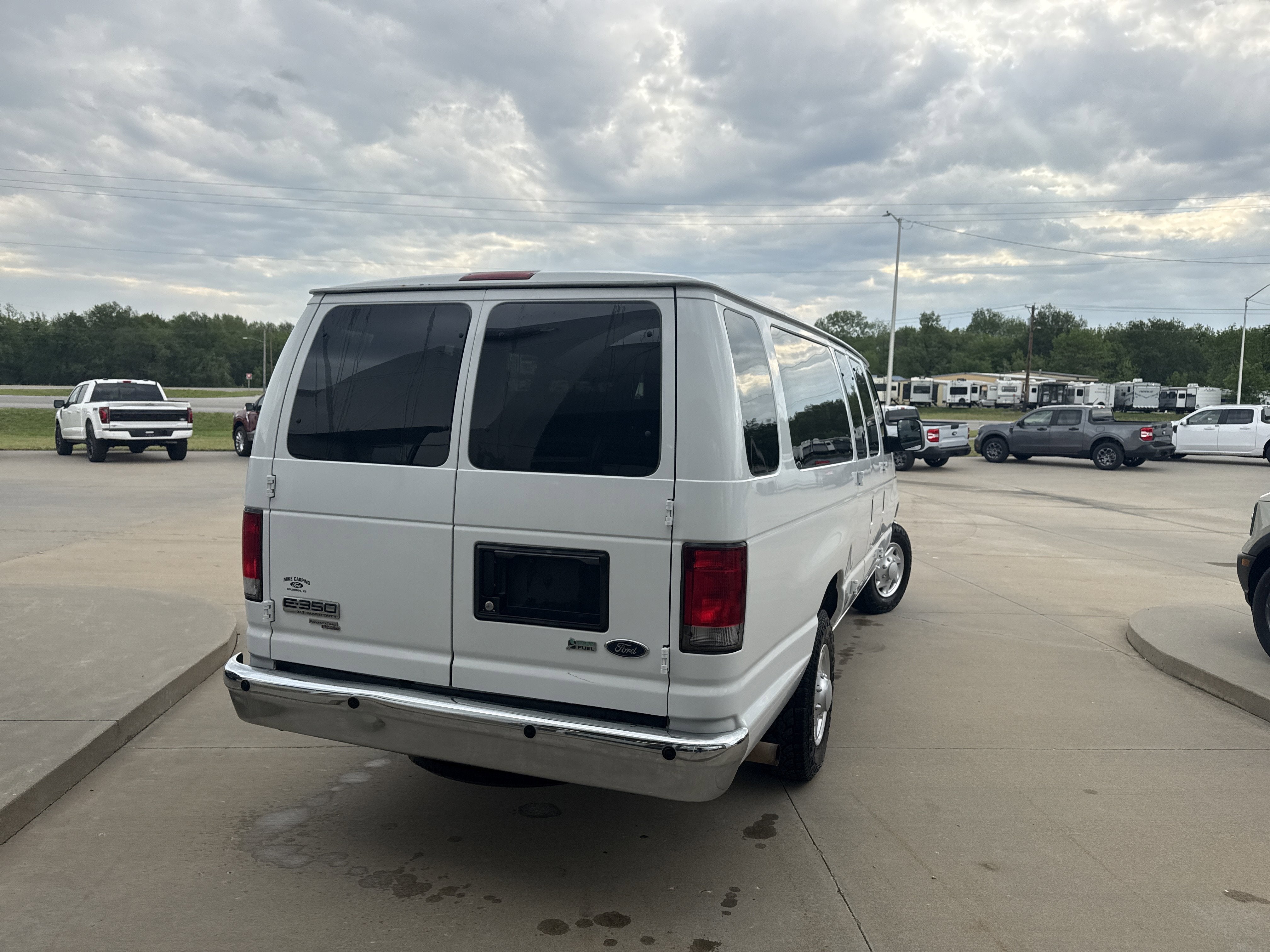 2014 Ford Econoline Wagon XL