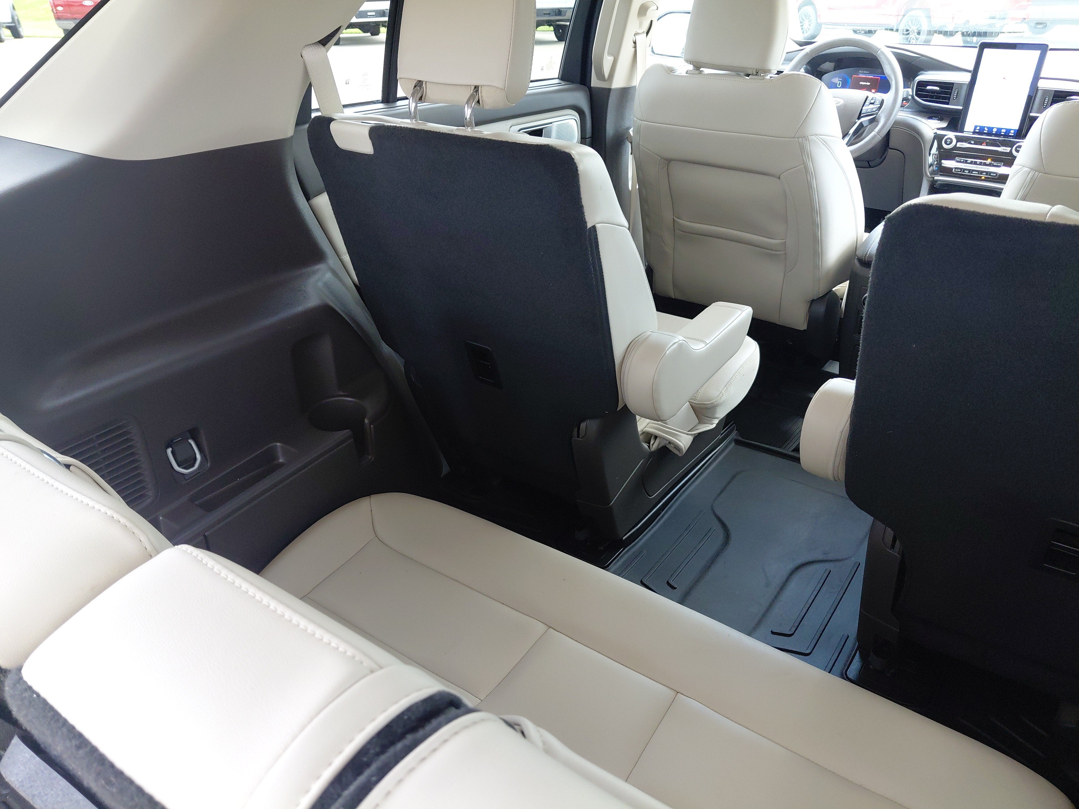 2024 Ford Explorer Platinum