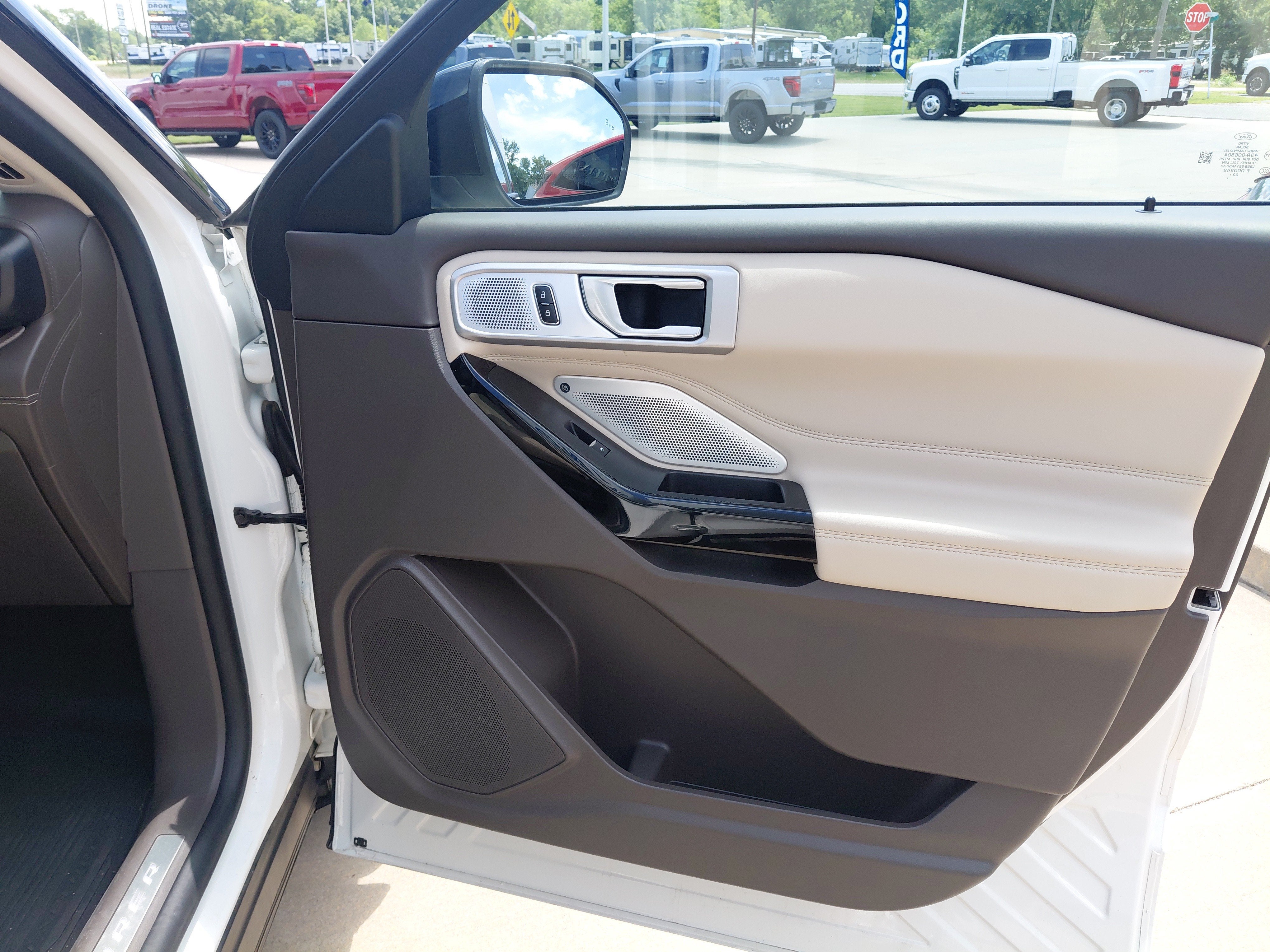 2024 Ford Explorer Platinum