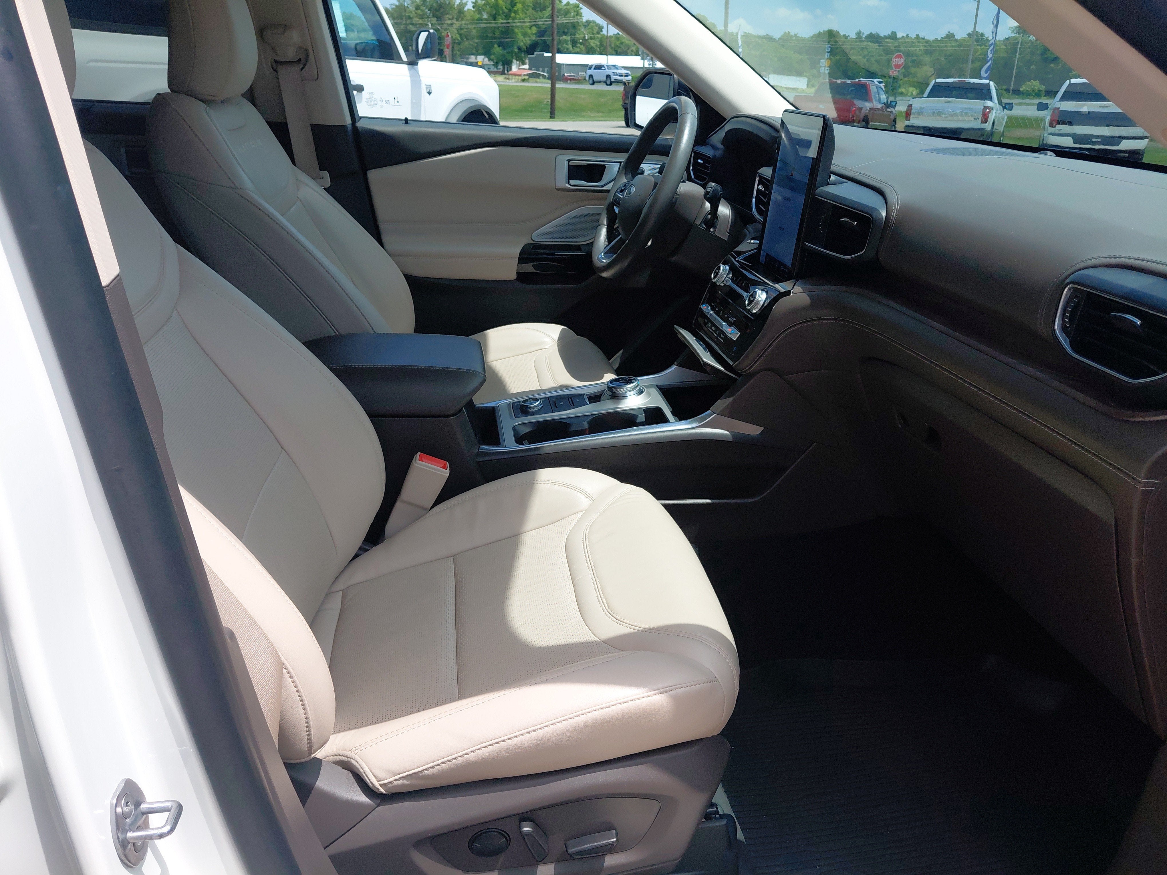 2024 Ford Explorer Platinum