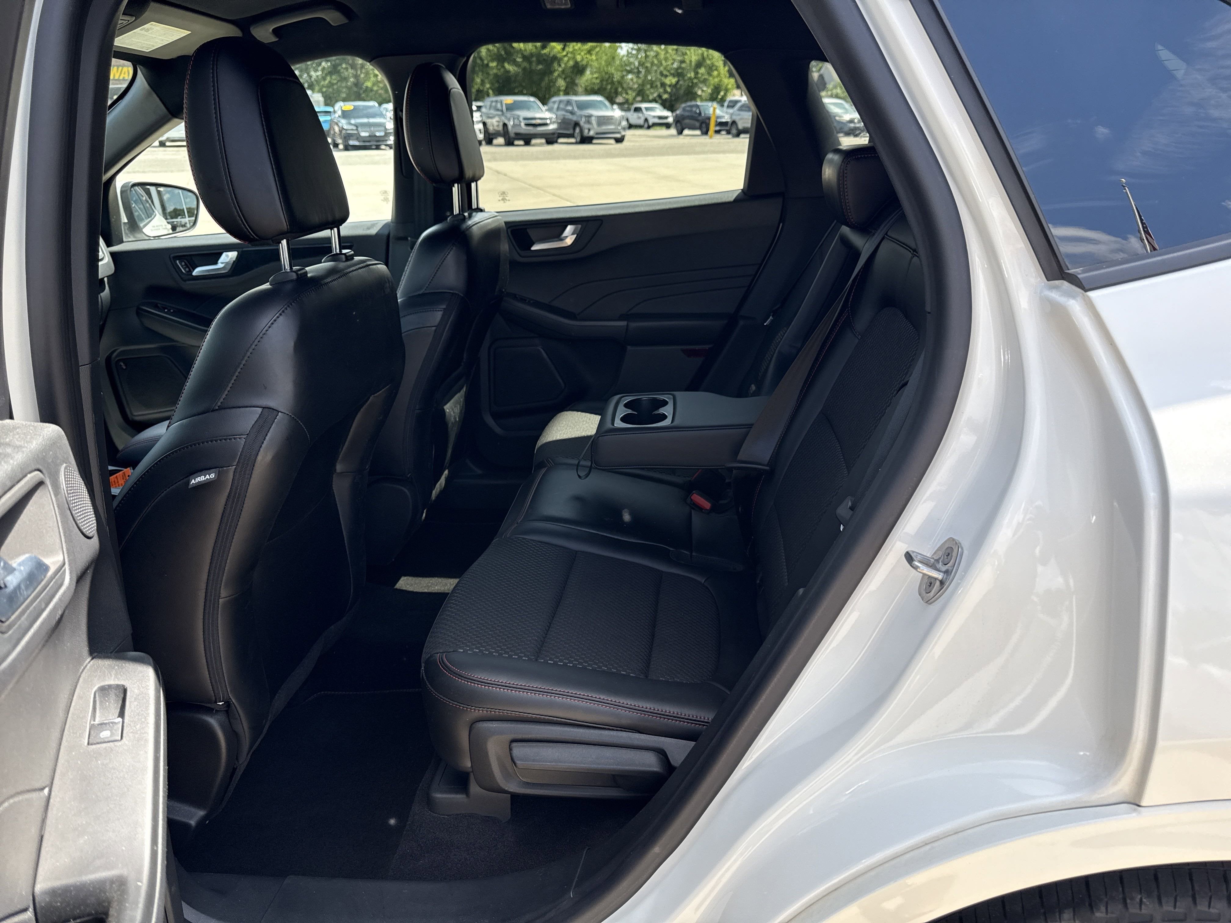 2023 Ford Escape ST-Line Select
