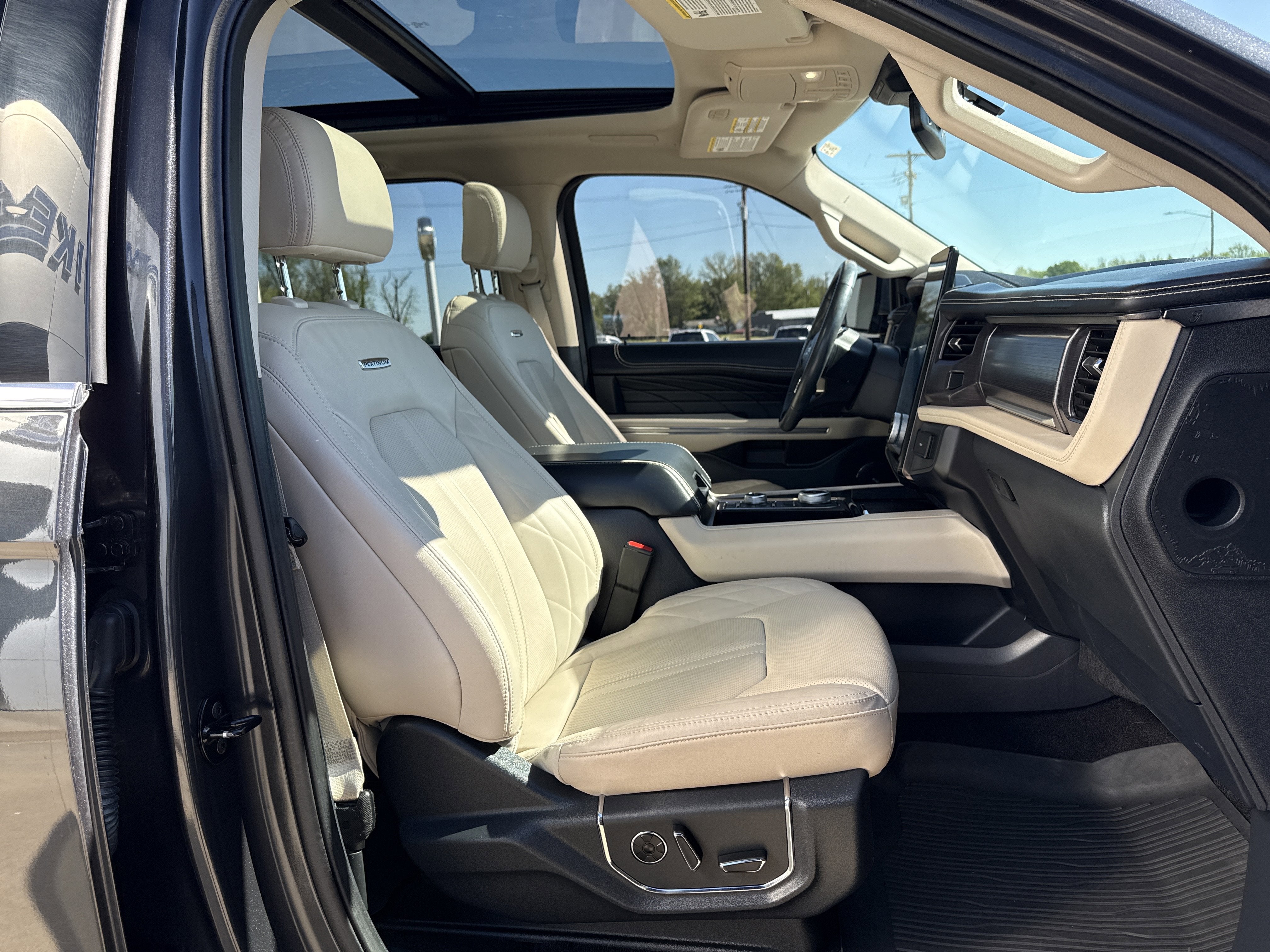 2022 Ford Expedition Platinum