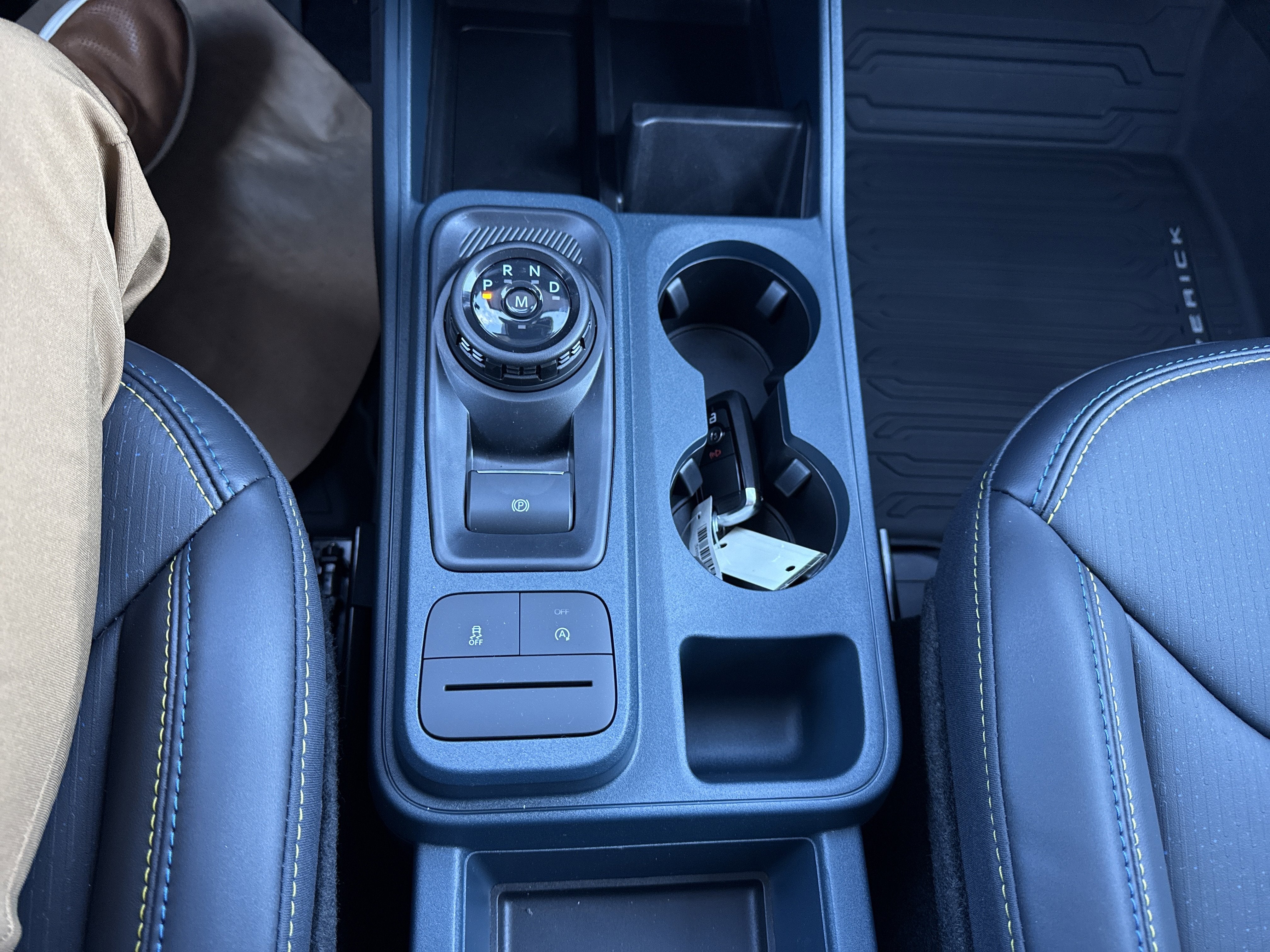 2025 Ford Maverick Lobo Standard