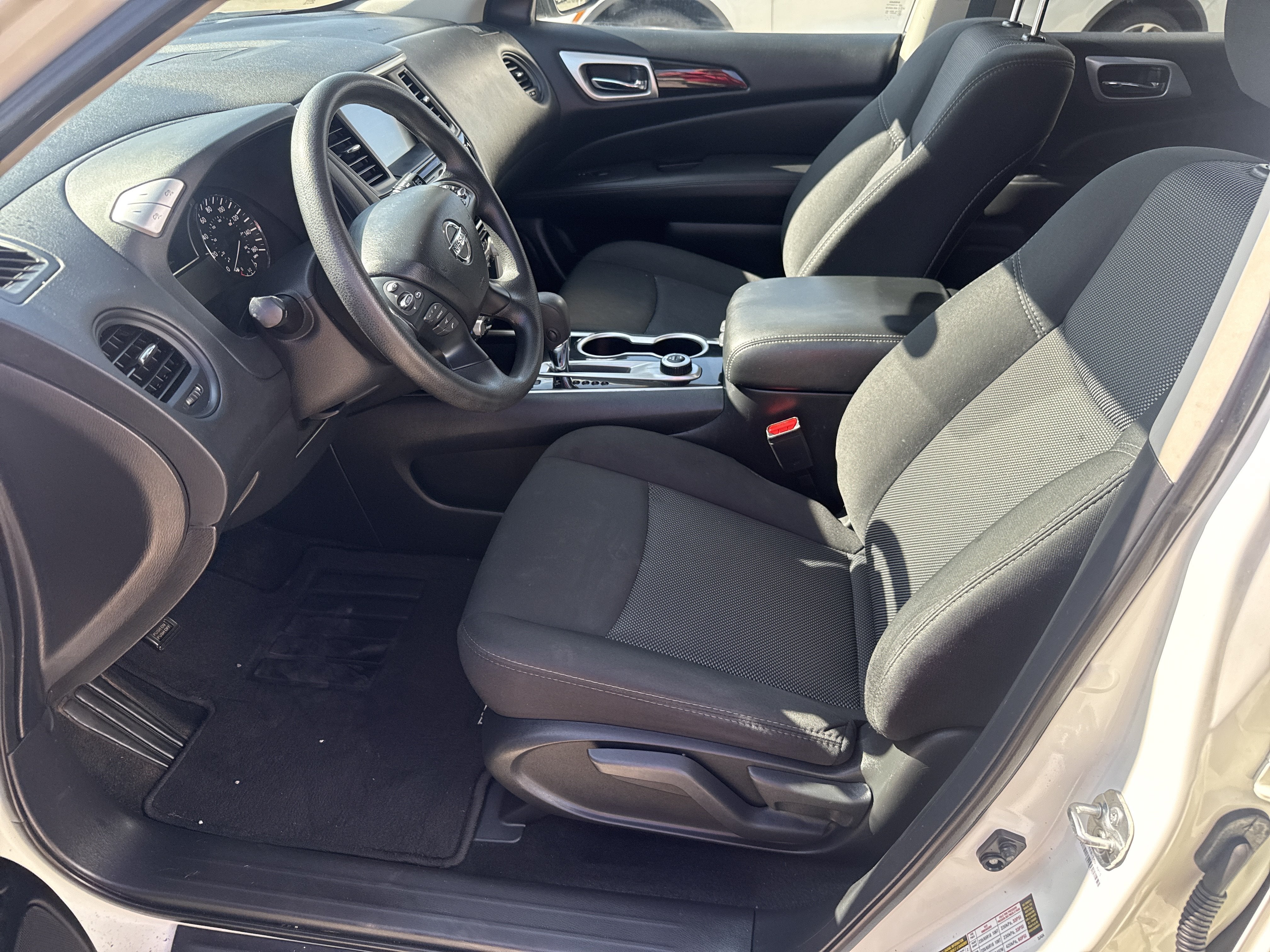 2020 Nissan Pathfinder S