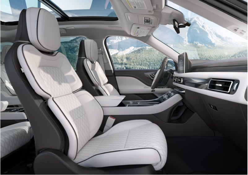 The interior of a Lincoln Aviator® Black Label model is shown in the Chalet theme | Mike Carpino Lincoln in Pittsburg KS