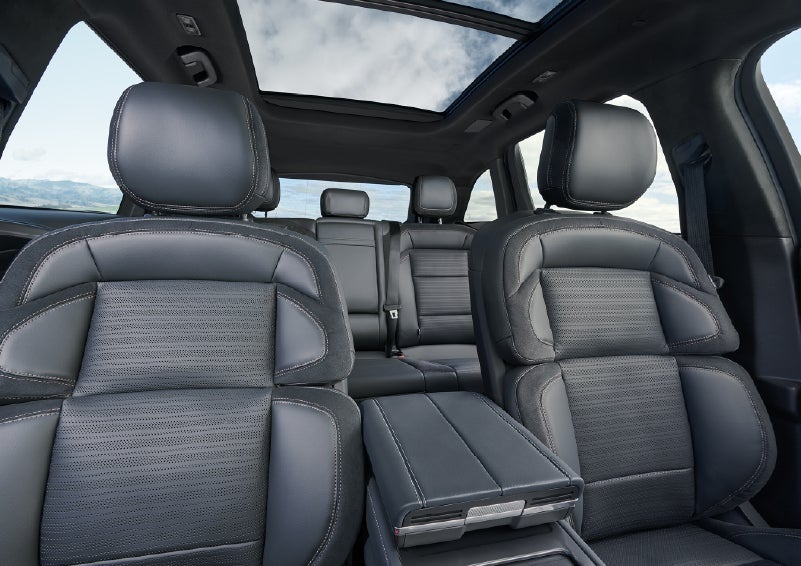The spacious second row and available panoramic Vista Roof® is shown. | Mike Carpino Lincoln in Pittsburg KS