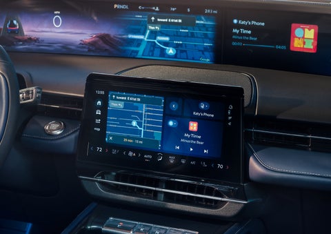Driving directions are shown on the center touchscreen. | Mike Carpino Lincoln in Pittsburg KS
