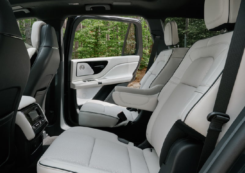 A side view of the second row with captain’s chairs in a 2027 Lincoln Aviator® Black Label™ SUV. | Mike Carpino Lincoln in Pittsburg KS