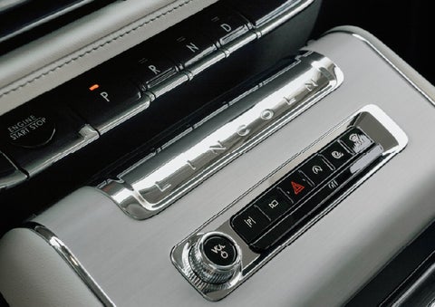 The piano key gear selector of a 2027 Lincoln Aviator® Back Label™ SUV. | Mike Carpino Lincoln in Pittsburg KS